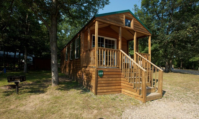 Wisconsin Dells RV Rental | Arrowhead Resort Campground