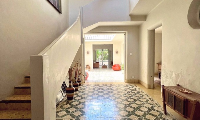 Centro House | ART-DECO HOLIDAY OASIS WITH POOL IN THE HISTORICAL CENTRO OF MERIDA - LOCATION!