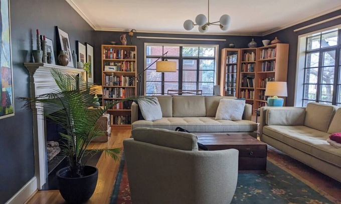 Durham House | Art Lover's Retreat - Stunning 2BR