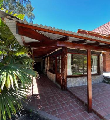 Bosque Peralta Ramos Ski Chalet | Artech Cabaña II