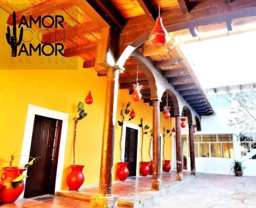 Del Cerrillo House | Artisanal-Casa in the Center of San Cris