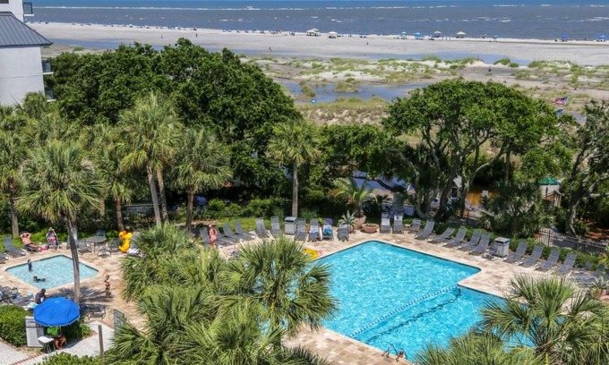 Isle of Palms House | Artist's Palette