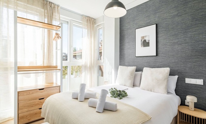Ciudad Lineal Hotel | Arturo Soria Stays by Charming