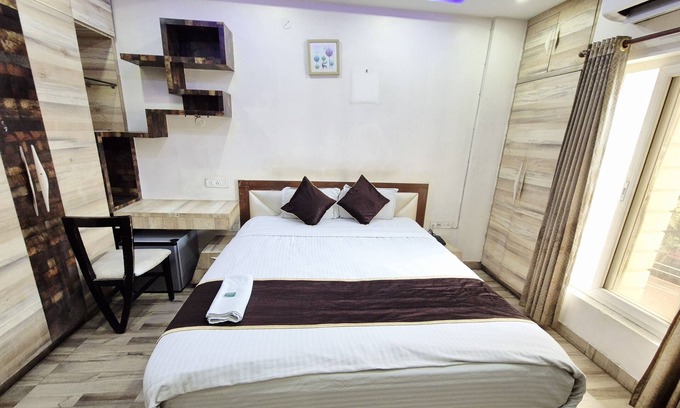 Gauhati House | Aryan Address