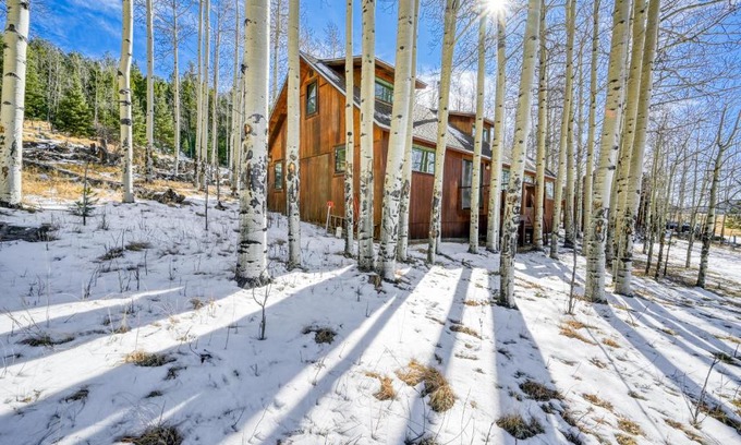 Angel Fire House | Aspen Glow Guesthouse