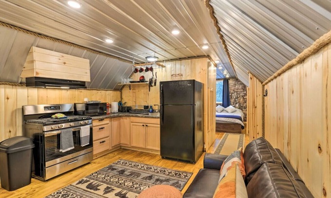 Island Park Cabin | Aspen Pines | Peaceful Island Park Escape for Two
