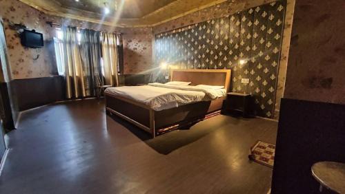 Nishat-Shalimar House | Assad Resorts