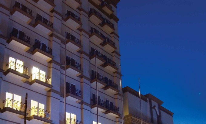 Manado City Centre Hotel | Aston Manado Hotel