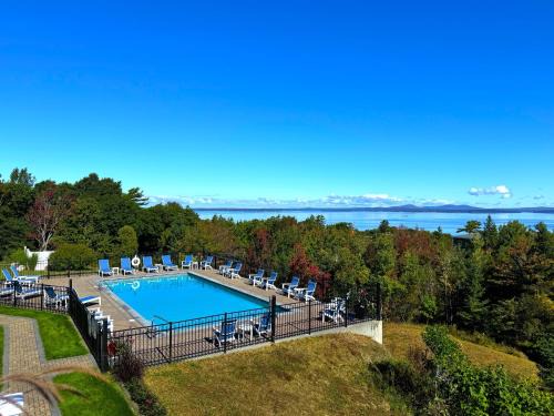 Bar Harbor Hotel | Atlantic Eyrie Lodge