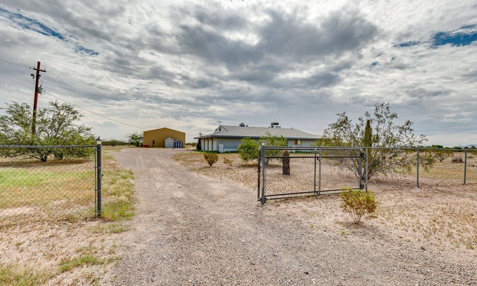 Tonopah House | Attention Palo Verde Power Plant Outage Workers!