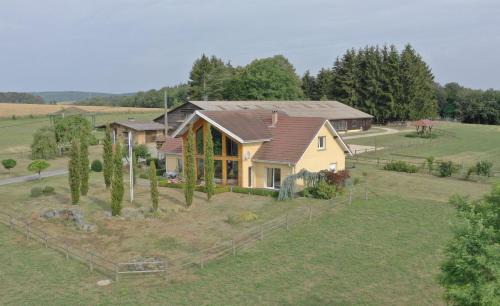 Vyans-le-Val Bed & Breakfast | Au Domaine du Cerf