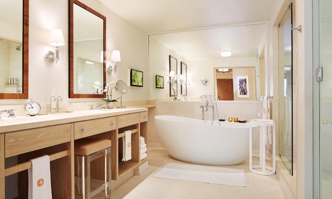 St. Helena Hotel | Auberge du Soleil, An Auberge Resort