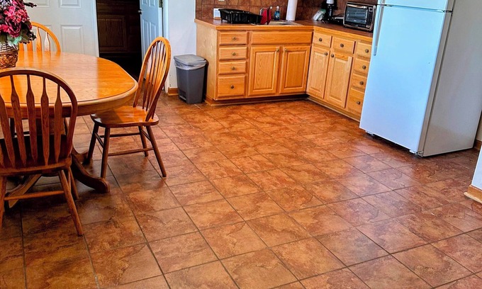 Auburn Hotel | Auburn Inn Motel & Long Creek RV Park