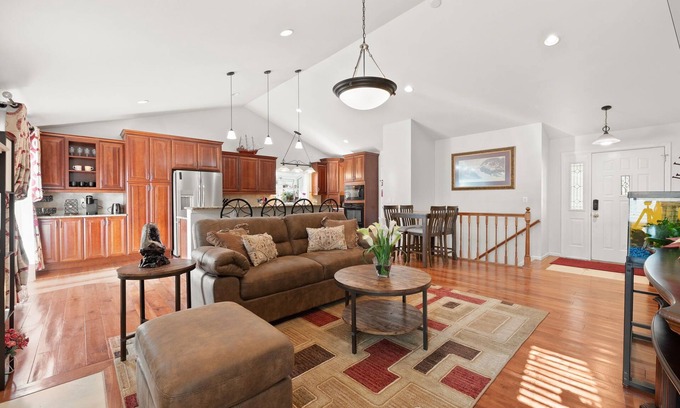 High Point House | Aurora Escape With Room to Relax · Yard, Gym + Basement Lounge