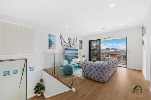 Austral House | Austral 5 bedroom, 2 storey detached house