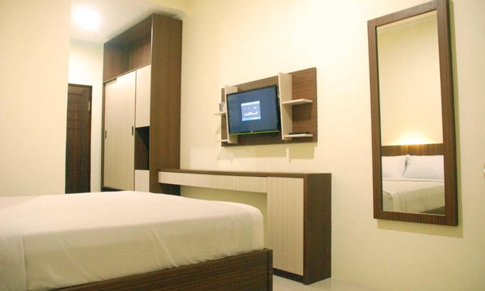 Manado City Centre Hotel | Avon's Residence