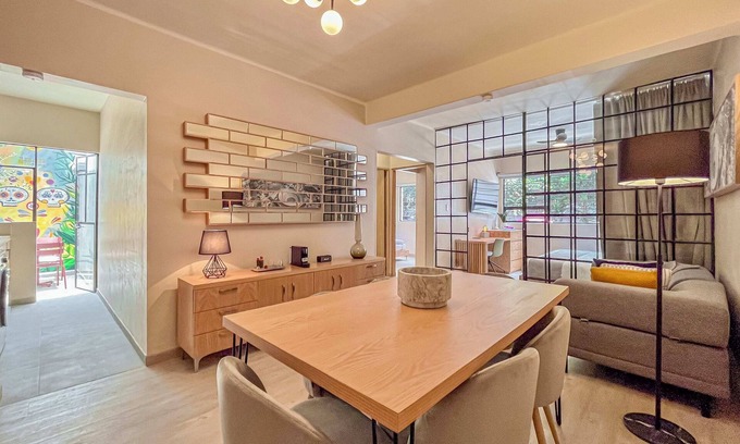 Benito Juarez Apartment | Awaken your senses in this garden apartment