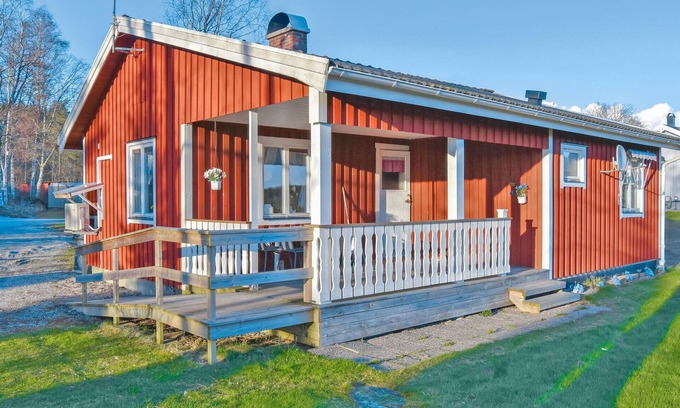 Tanum O House | Awesome home in Bullaren with WiFi