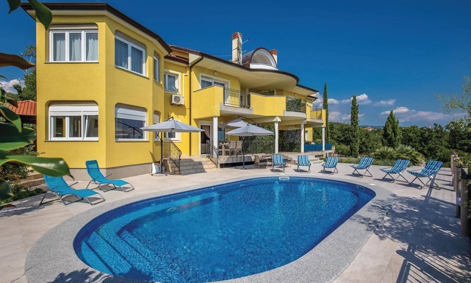 Kostrena House | Awesome home in Kostrena with WiFi