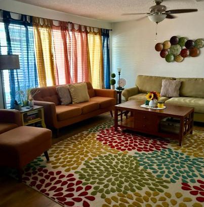 Beverly Green House | Awesome Las Vegas 4 Bdrm 2 Bath home off Strip