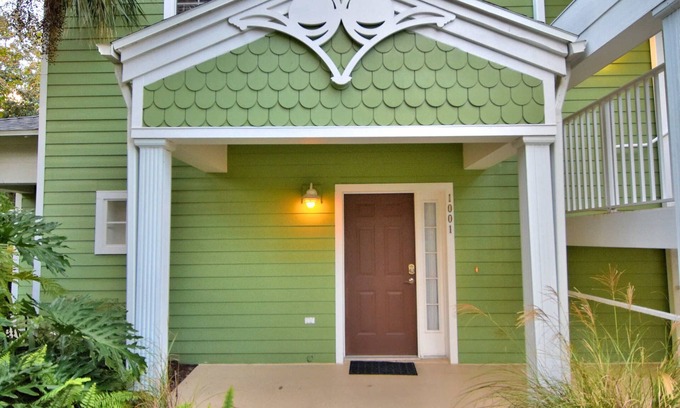 Bahama Bay Resort | Awesome Twosome Rentals "Animal Kingdom"