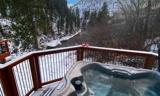 Garden Valley Cabin | Awesome Views of the Southfork Payette, Hot Tub and Room to Roam