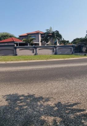 Richards Bay House | Awethu Guest House