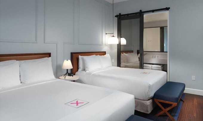 Union Square Hotel | Axiom SF: Tech-Savvy Boutique Hotel with Modern Charm in Union Square