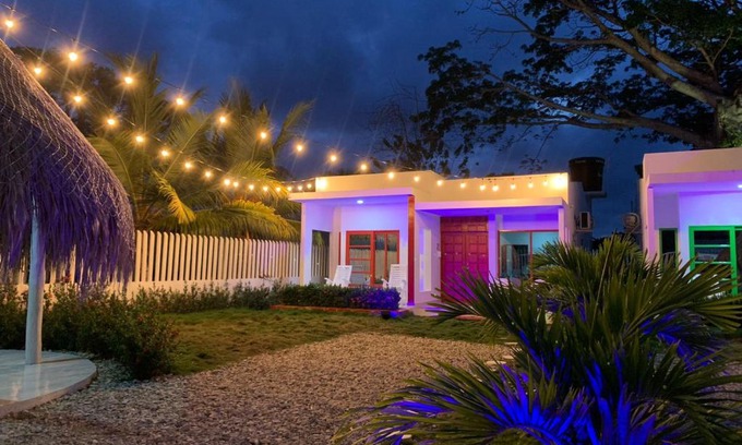 San Antero House | Bahia Tropical Sandia Kiwi Piña