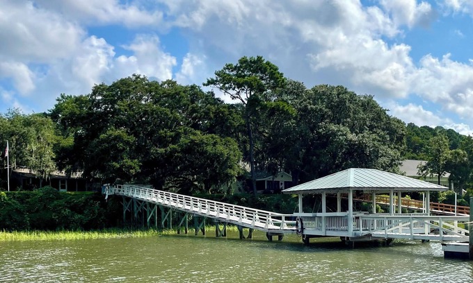 Ridgeland House | Bailey's Landing Deepwater Oasis