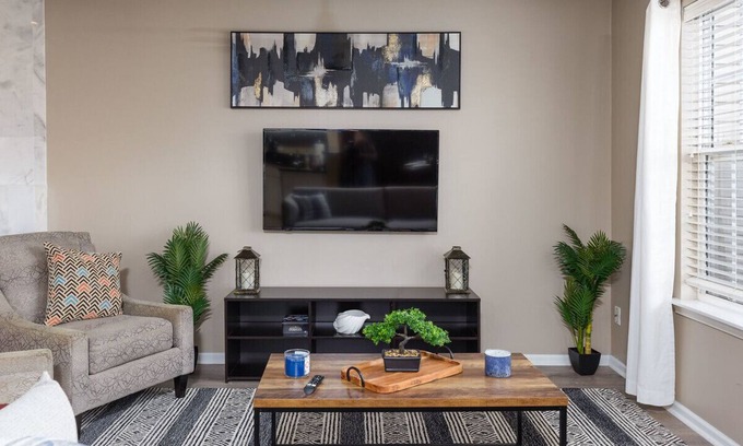 Ballantyne East House | Ballantyne charming, cozy townhome