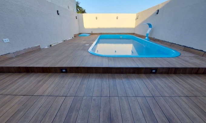 Matinhos House | Balneário Céu Azul, with swimming pool 350m from the beach