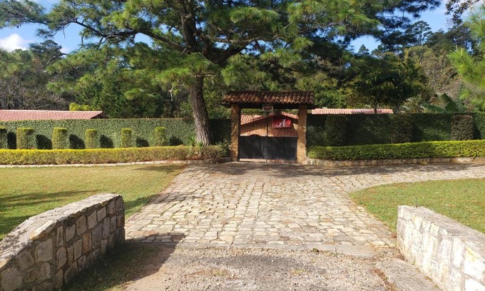 Valle de Angeles House | Bama House hn