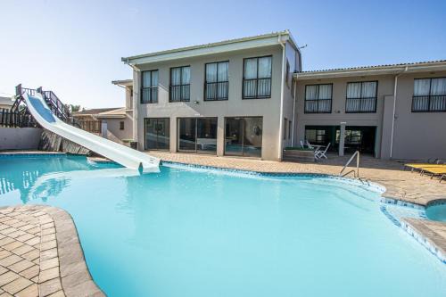 Melville Apartment | Banana Beach Club C8