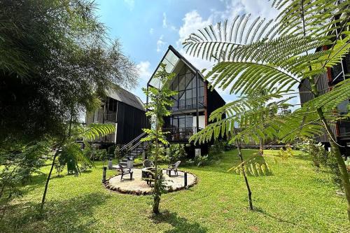 Cisarua Villa | Bango Cabins Loft-2 Rooms