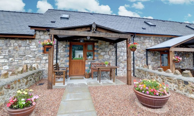 Margam House | Barn 1 - Sheep - Two Bedroom House, Sleeps 4