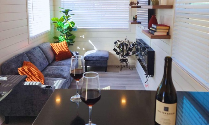 Fredericksburg Cottage | Barossa Valley Station | Patio | 1BR | Downtown