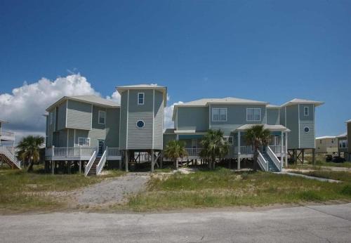 Fort Morgan House | Barton's Beach House-350 S Breakers