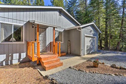 Shingletown House | Base Camp Lassen Home 13 Mi to Volcanic Natl Park