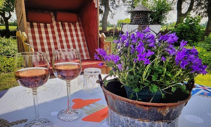 Wendorf Apartment | Bauernhaus am Weidendom - Ferienwohnung Erdgeschoss