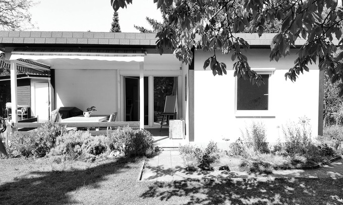 Kagel House | Bauhaus Tiny House + plot of land