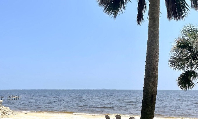 Sanders Beach House | BAY HOUSE - Steps to its own Private Beach - Amazing Sunsets on the Water