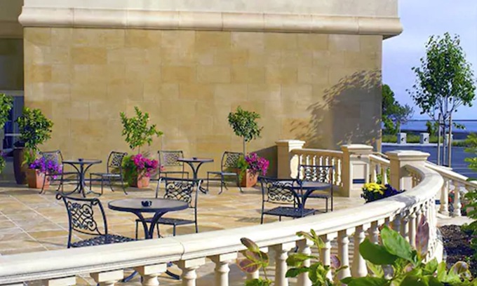 Burlingame Hotel | Bay Landing San Francisco Airport Hotel