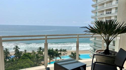 Ixtapa Apartment | Bay View Grand Marina- 1001S