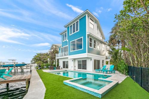 Holmes Beach House | Bayfront Paradise (AMIL)