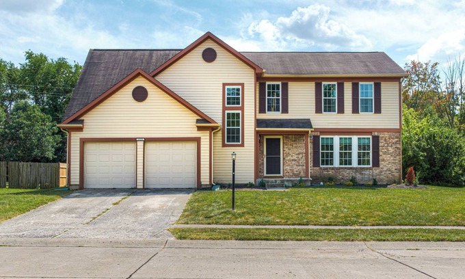 Maxwell House | BayLUXhome Deck FirePit Sleeps12 Kid & Pet Friendlynn