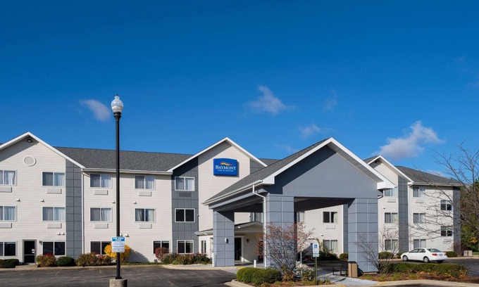 Gurnee Hotel | Baymont by Wyndham Gurnee