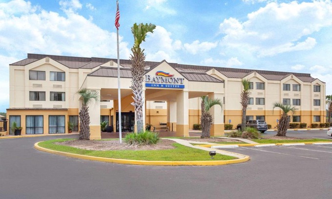 Saraland Hotel | Baymont by Wyndham Saraland
