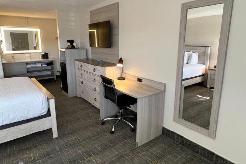 Susanville Hotel | Baymont by Wyndham Susanville