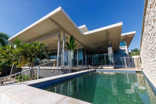 Bayview Apartment | Bayview Paradise with Private Pool-Marina Deck